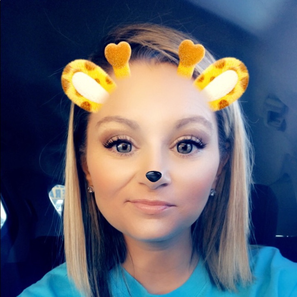 Meet your Posher, Jade